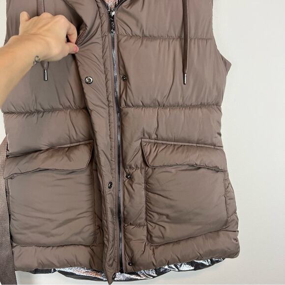Zella Brown Oversized Hooded Belted Puffer Vest Size Small - Picture 9 of 16